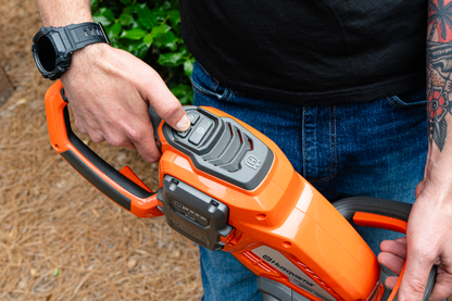 Husqvarna Hedge Master 320iHD60 without battery and charger