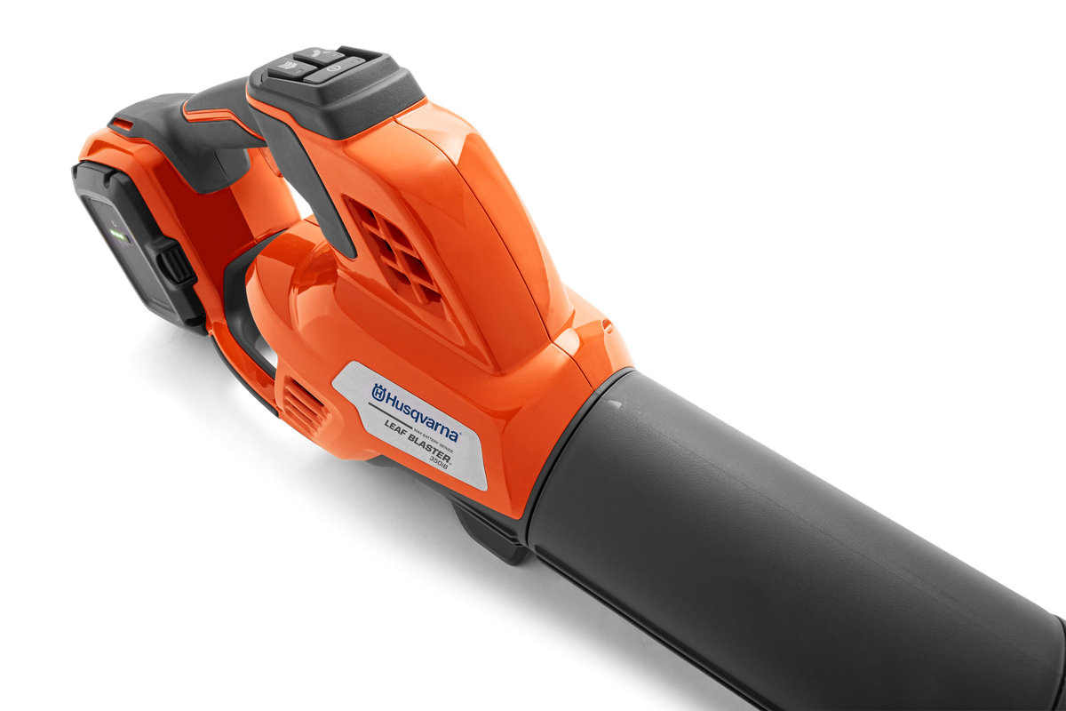 Husqvarna Leaf Blaster™ 350iB with battery and charger
