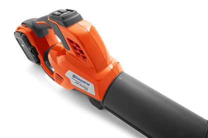 Husqvarna Leaf Blaster™ 350iB with battery and charger