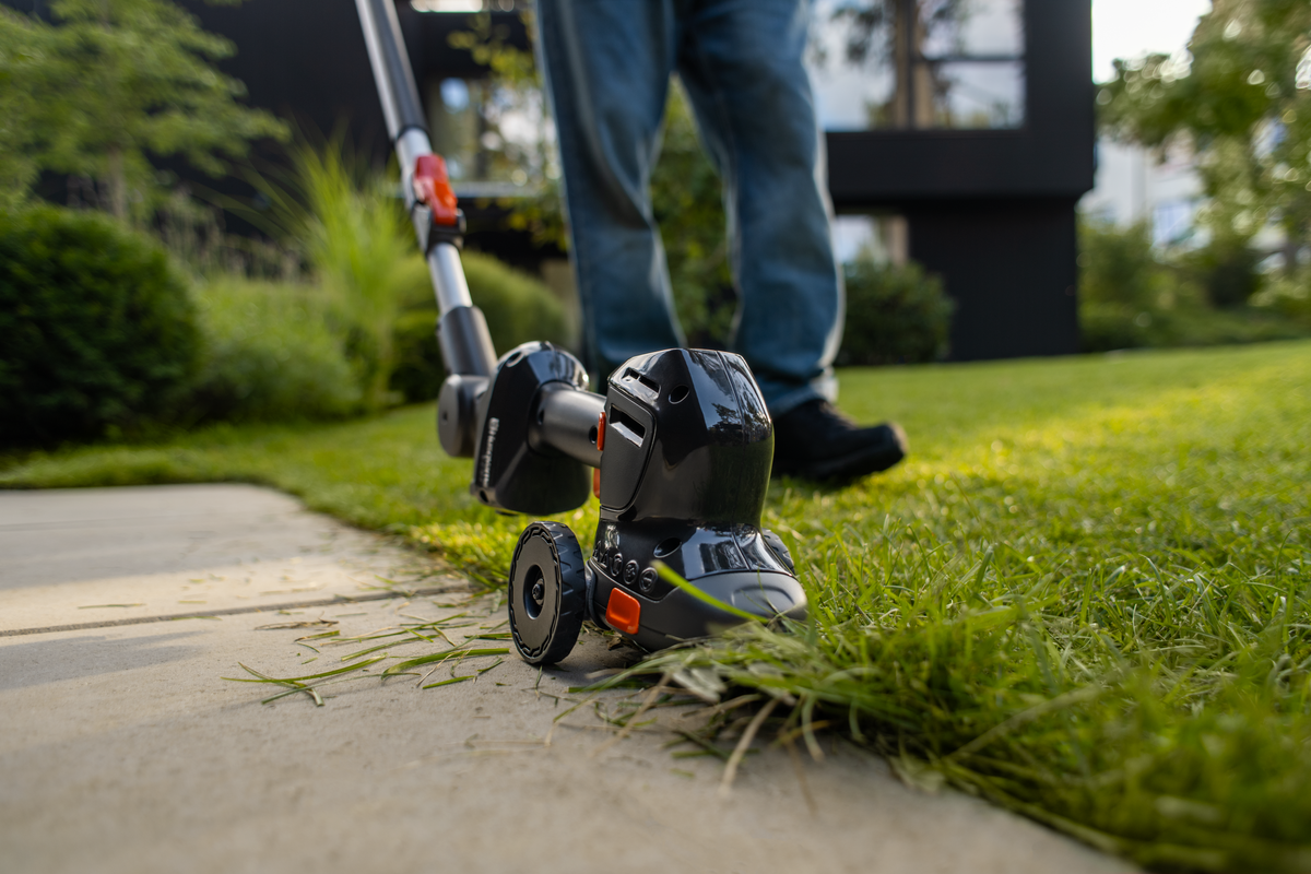 Husqvarna Aspire™ Shrub Shear 18V + Pole without battery and charger