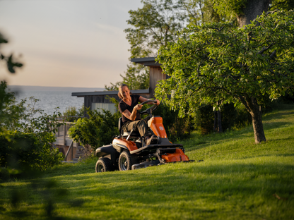 Husqvarna R 200iX AWD
