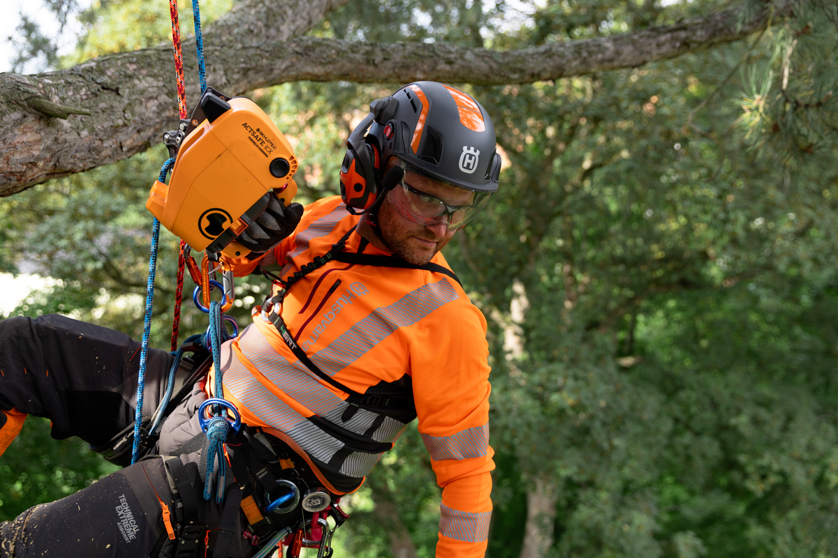 Husqvarna x Skylotec Power Ascender without battery and charger