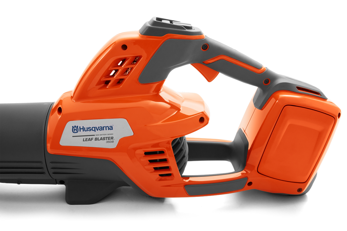 Husqvarna Leaf Blaster™ 350iB with battery and charger