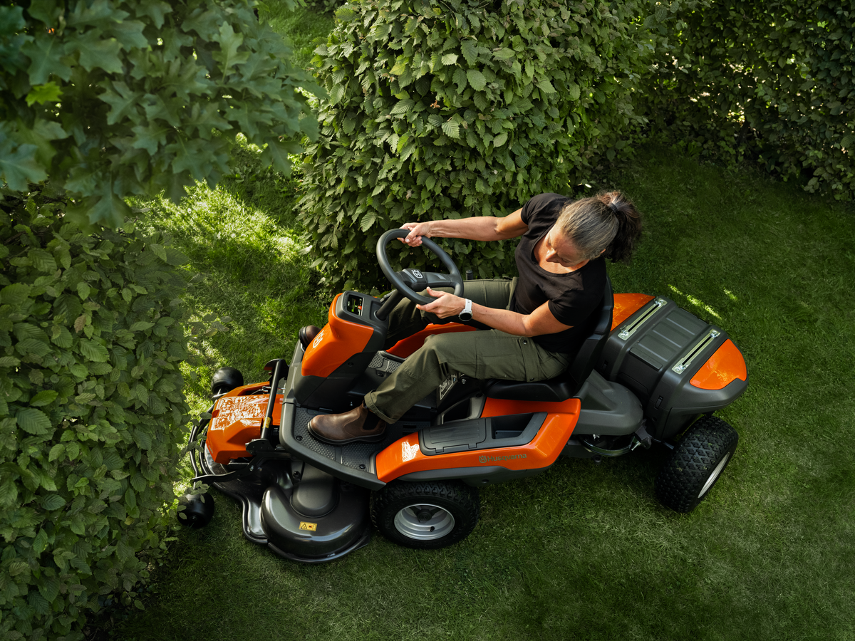 Husqvarna R 200iX AWD