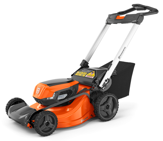 Husqvarna Lawn Xpert™ LE322R with battery and charger